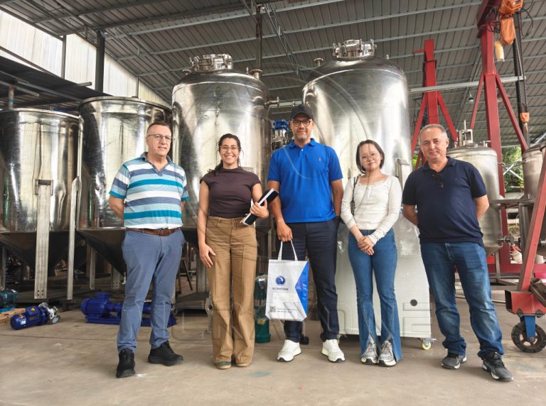 Visite de clients angolais